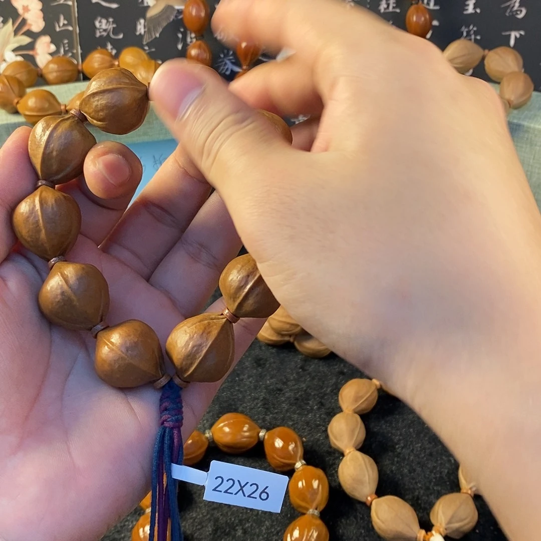 L***h手串/手链核桃22×26