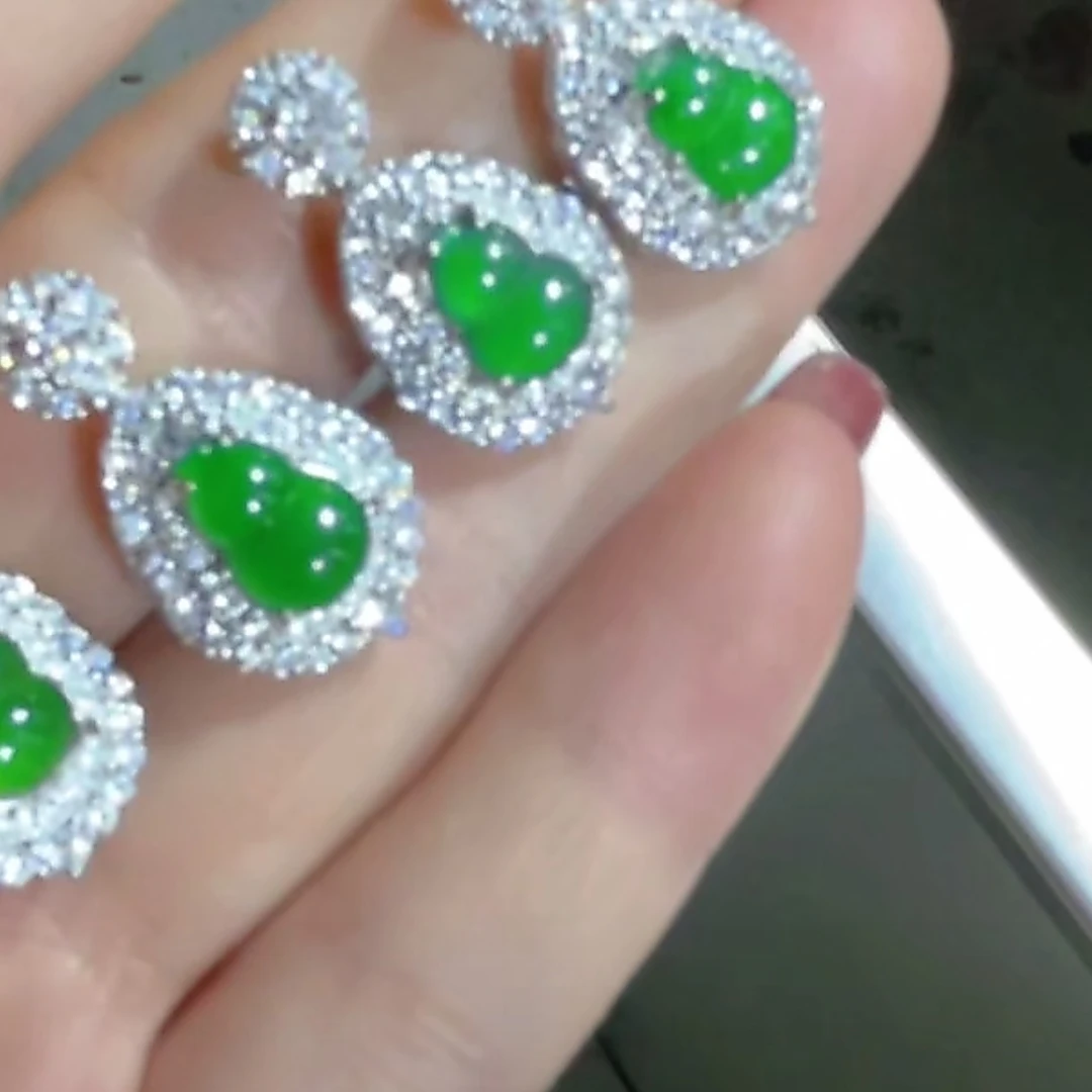 天然A货翡翠假一罚四（多样性发货拍一件发件）