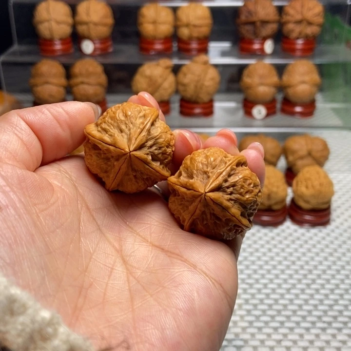 把件文玩核桃35红灯笼四棱