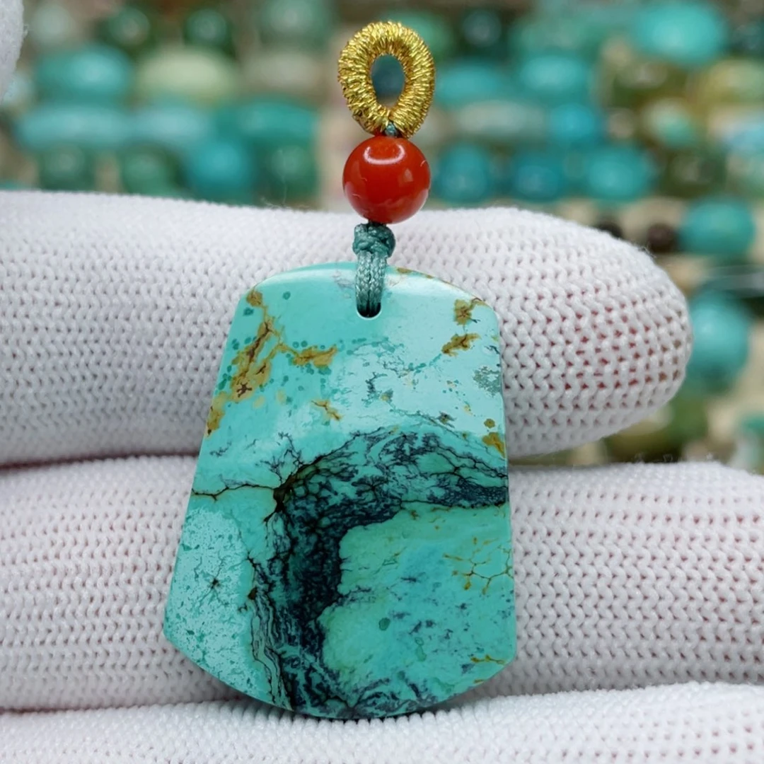 未镶嵌绿松石颈饰