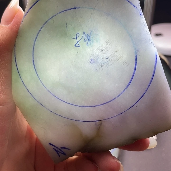未镶嵌翡翠手镯定制翡翠