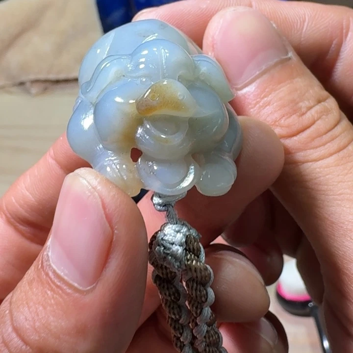未镶嵌和田玉（糖玉）挂件