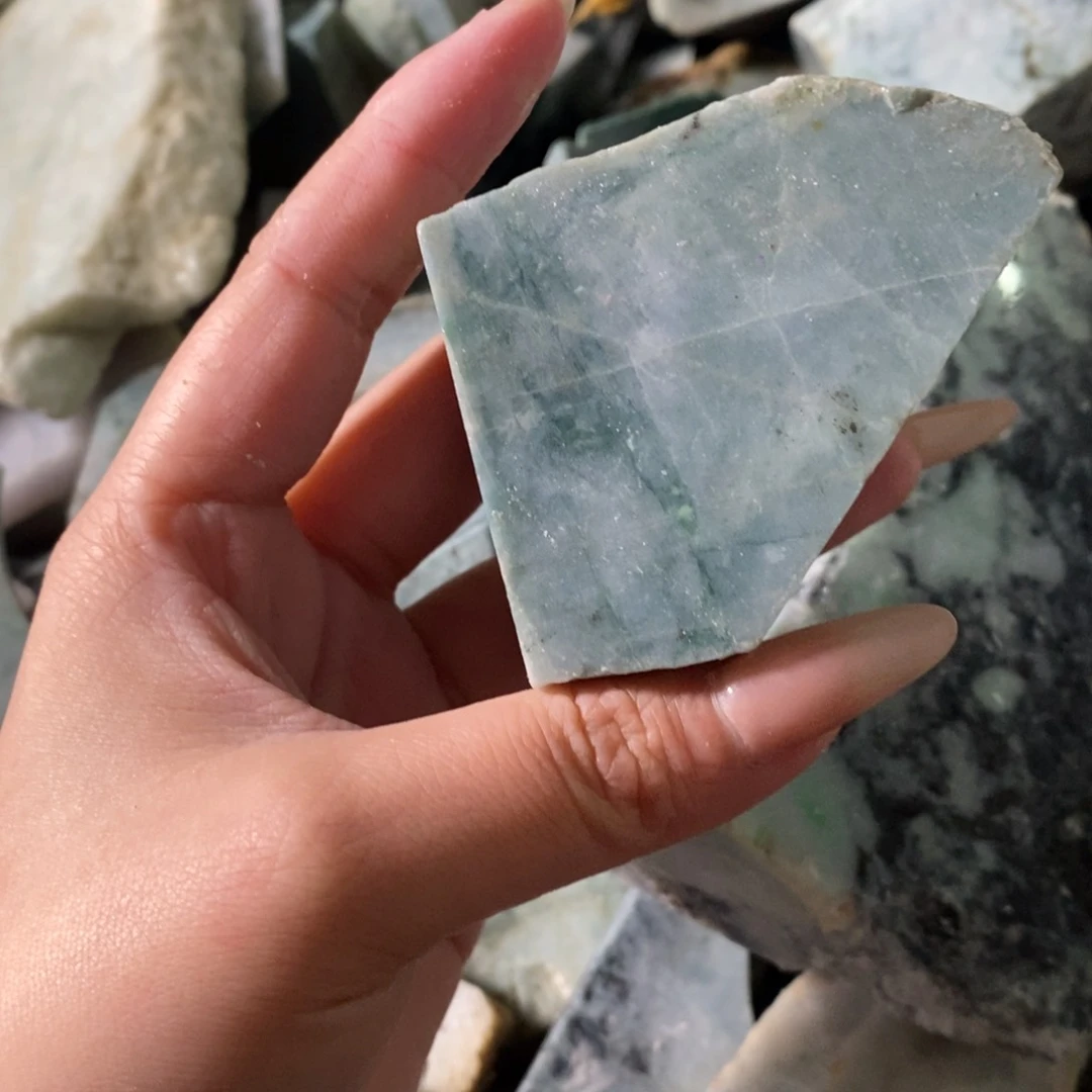 颈饰未镶嵌翡翠天然翡翠