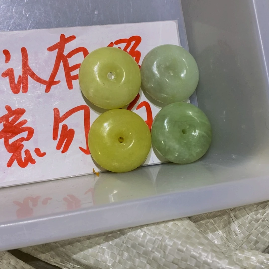 蛇纹石玉未镶嵌毛衣链65