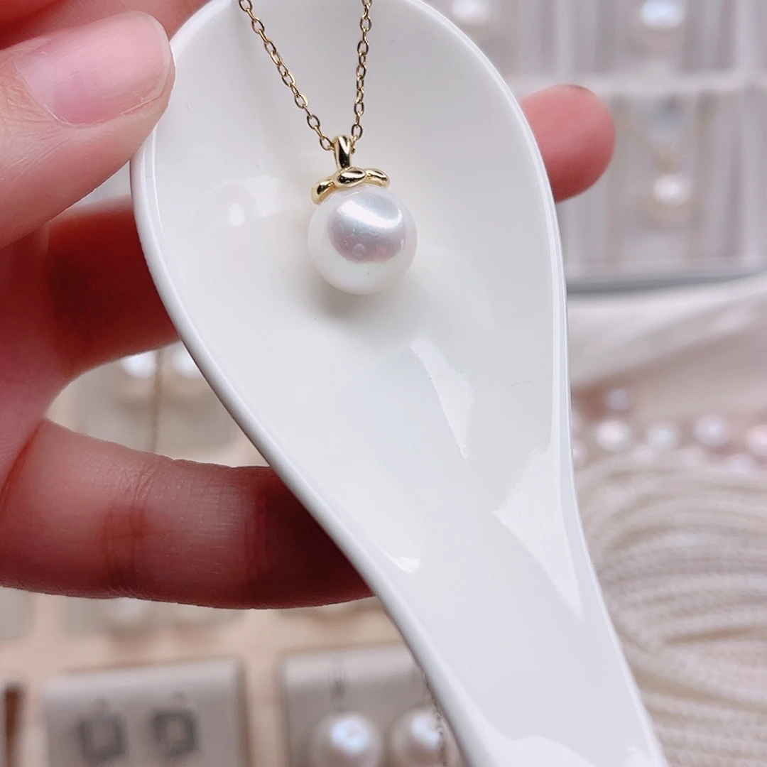 淡水珍珠吊坠(赠链)未镶嵌