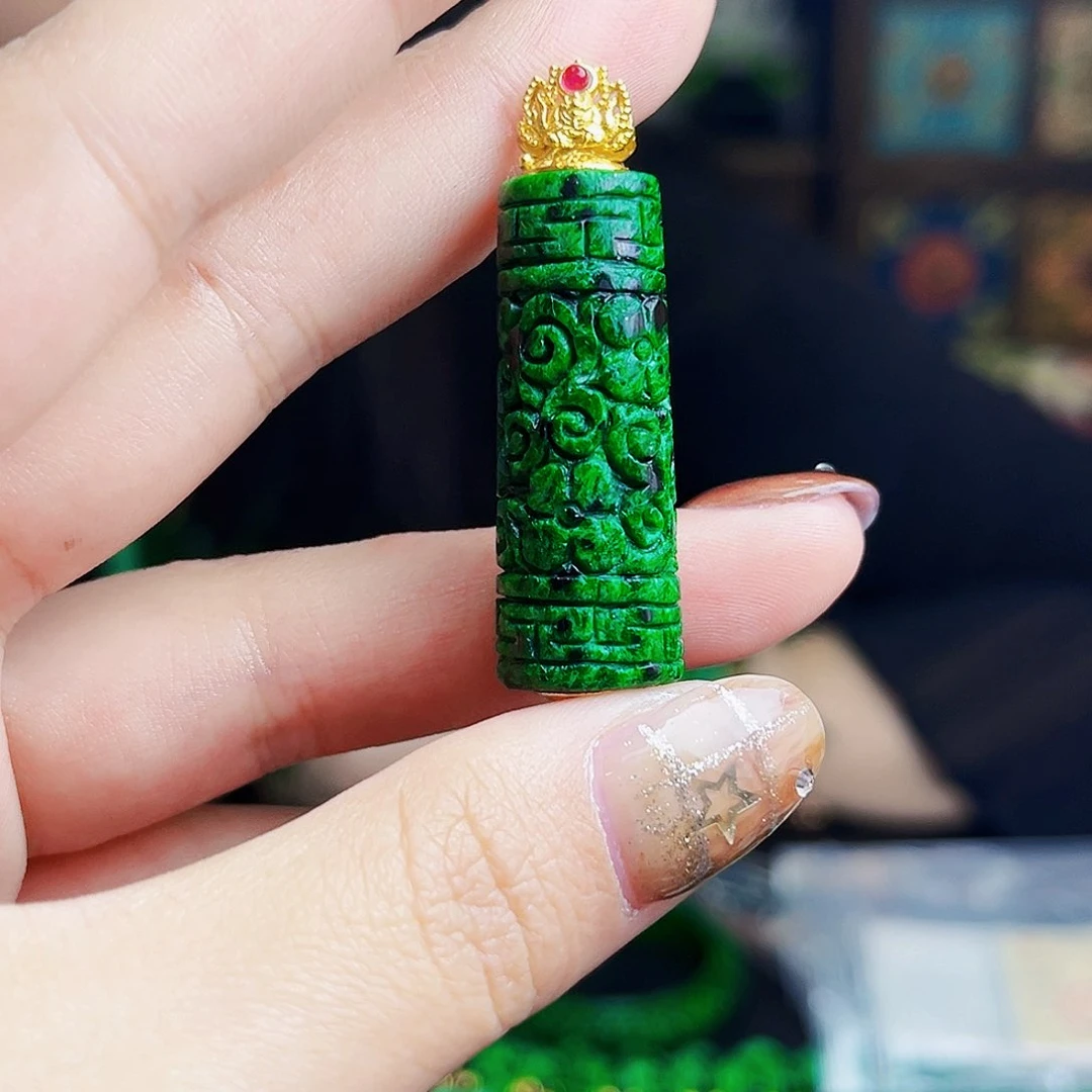 颈饰银S925镶嵌翡翠多样性