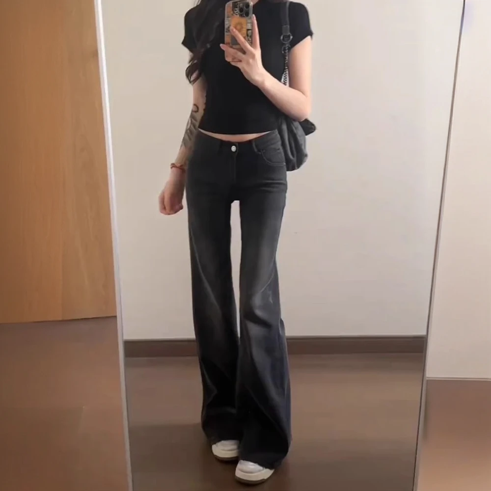 美式复古黑灰微喇牛仔裤女夏季新款低腰修身显瘦直筒喇叭马蹄裤子