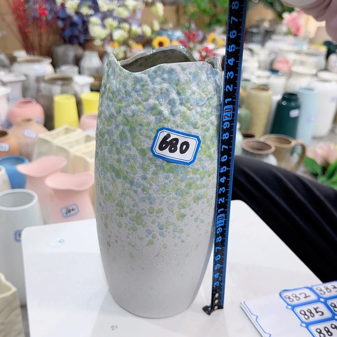 680号陶瓷高24厘米一个