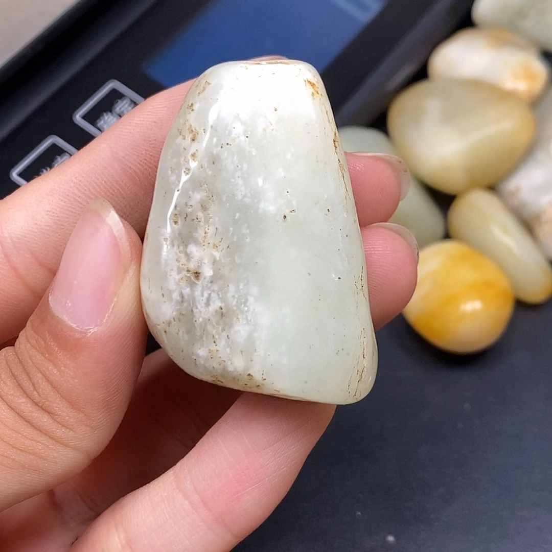 和田玉（糖玉）未镶嵌挂件