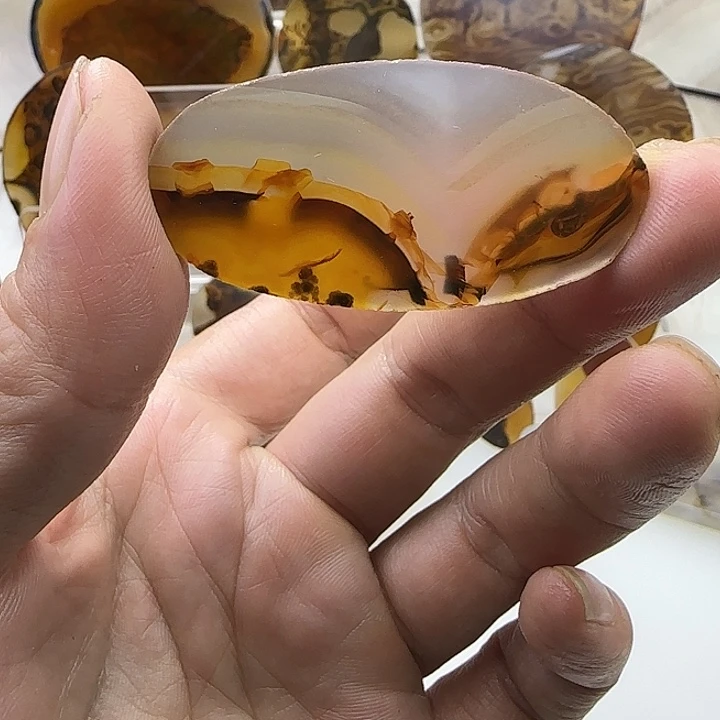 玛瑙/玉髓未镶嵌颈饰