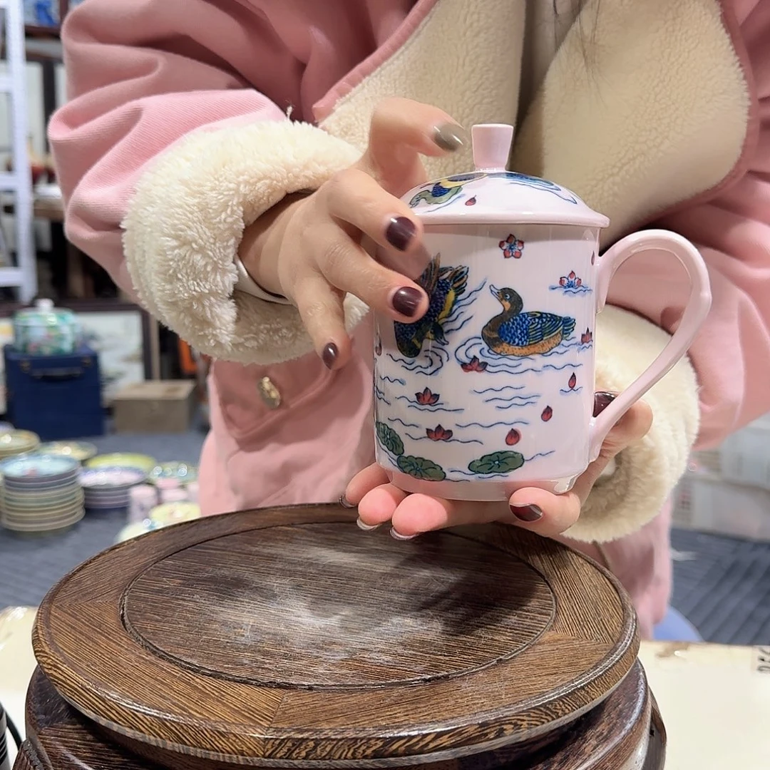 瓷摆件/////景德镇陶瓷瓷器。