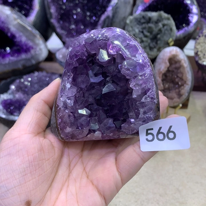大型摆件（非配饰）紫晶未镶嵌