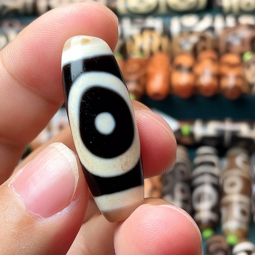 玛瑙/玉髓未镶嵌颈饰朱砂星辰一眼