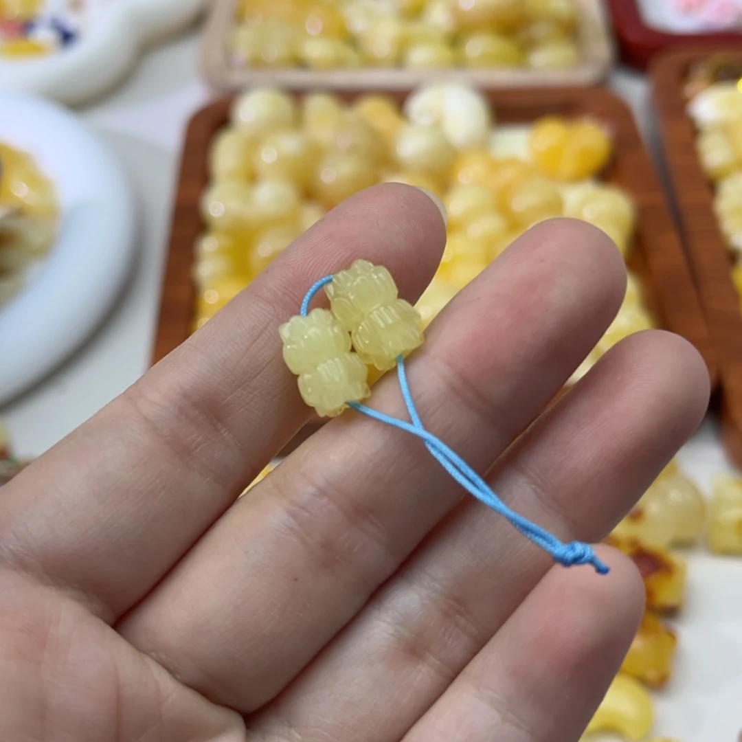 【闪购商品】未镶嵌蜜蜡裸石配饰