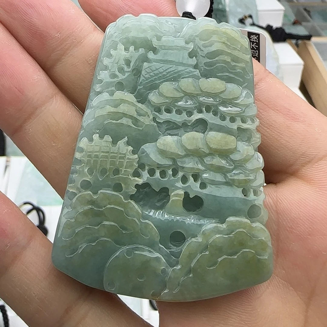 翡翠未镶嵌颈饰翡翠