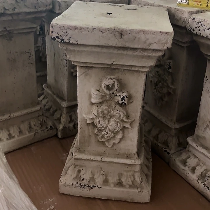 许纯的花房 玫瑰柱子