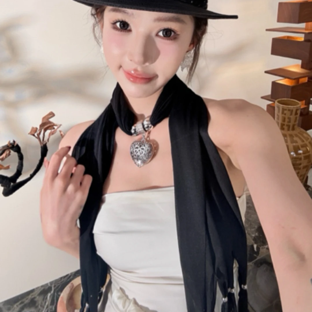 流苏饰品吊坠围巾镂空双面桃心吊坠围巾女士披肩围巾B