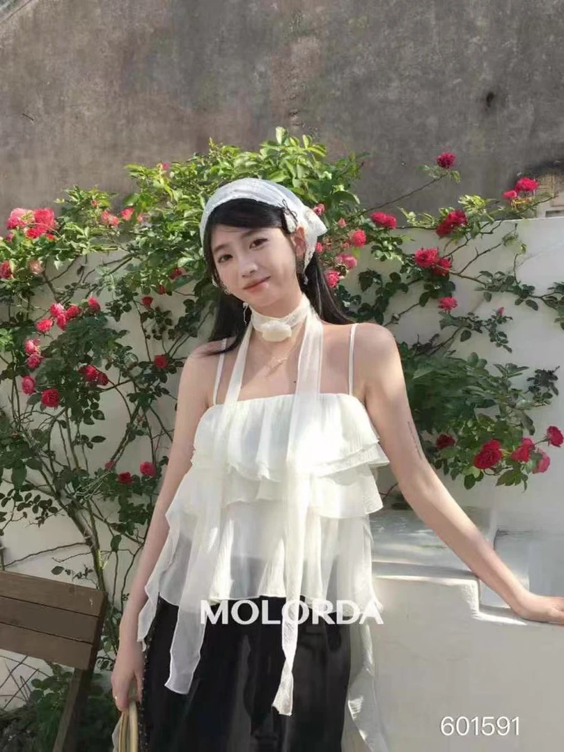 通勤风辣妹风韩版吊带甜美上衣