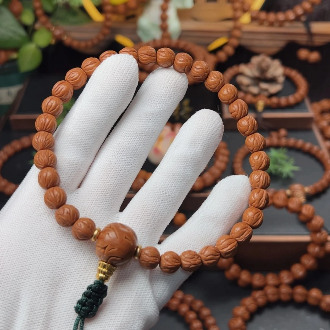 吊坠桃核欢**光0.9玉龙脊手持