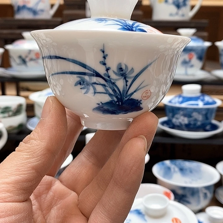 手绘微瑕兰花盖碗