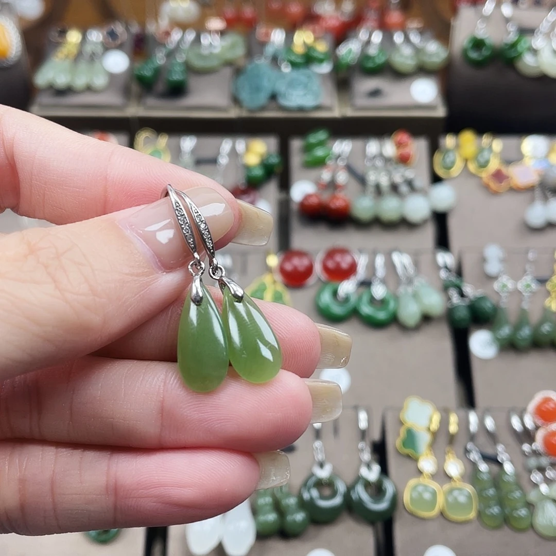 和田玉银S925镶嵌耳饰