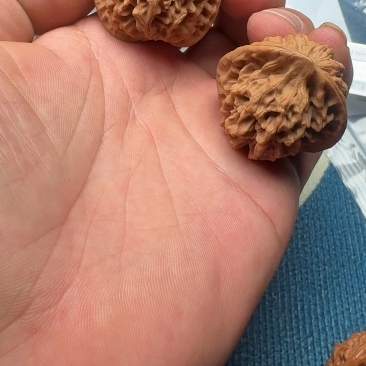 桃核吊坠秦闷38核桃