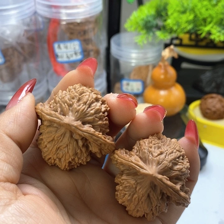 文玩核桃把件火焰马蹄