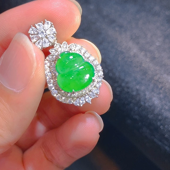 【闪购商品】翡翠颈饰银S925镶嵌翡翠