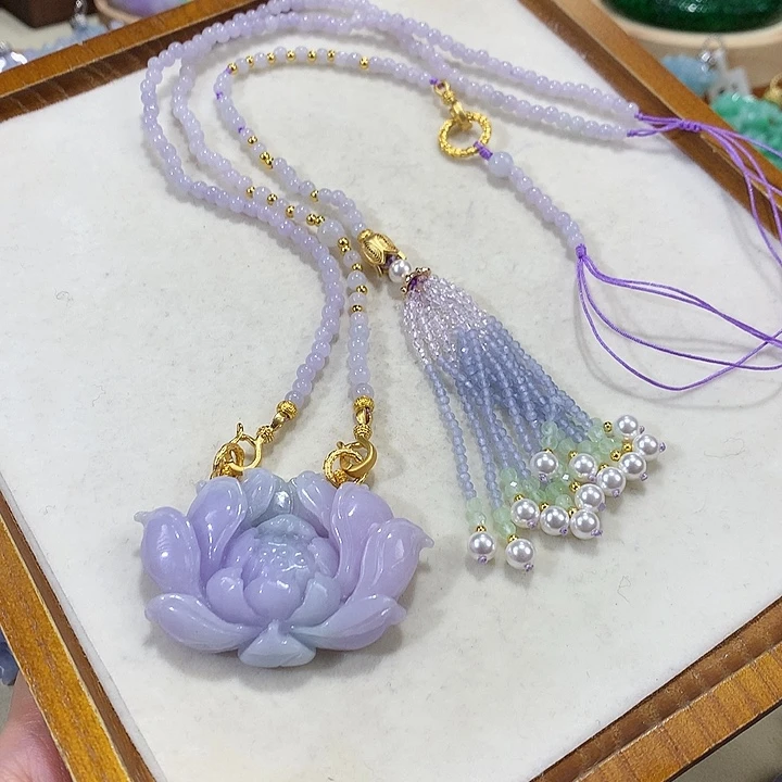 翡翠未镶嵌颈饰翡翠吊坠