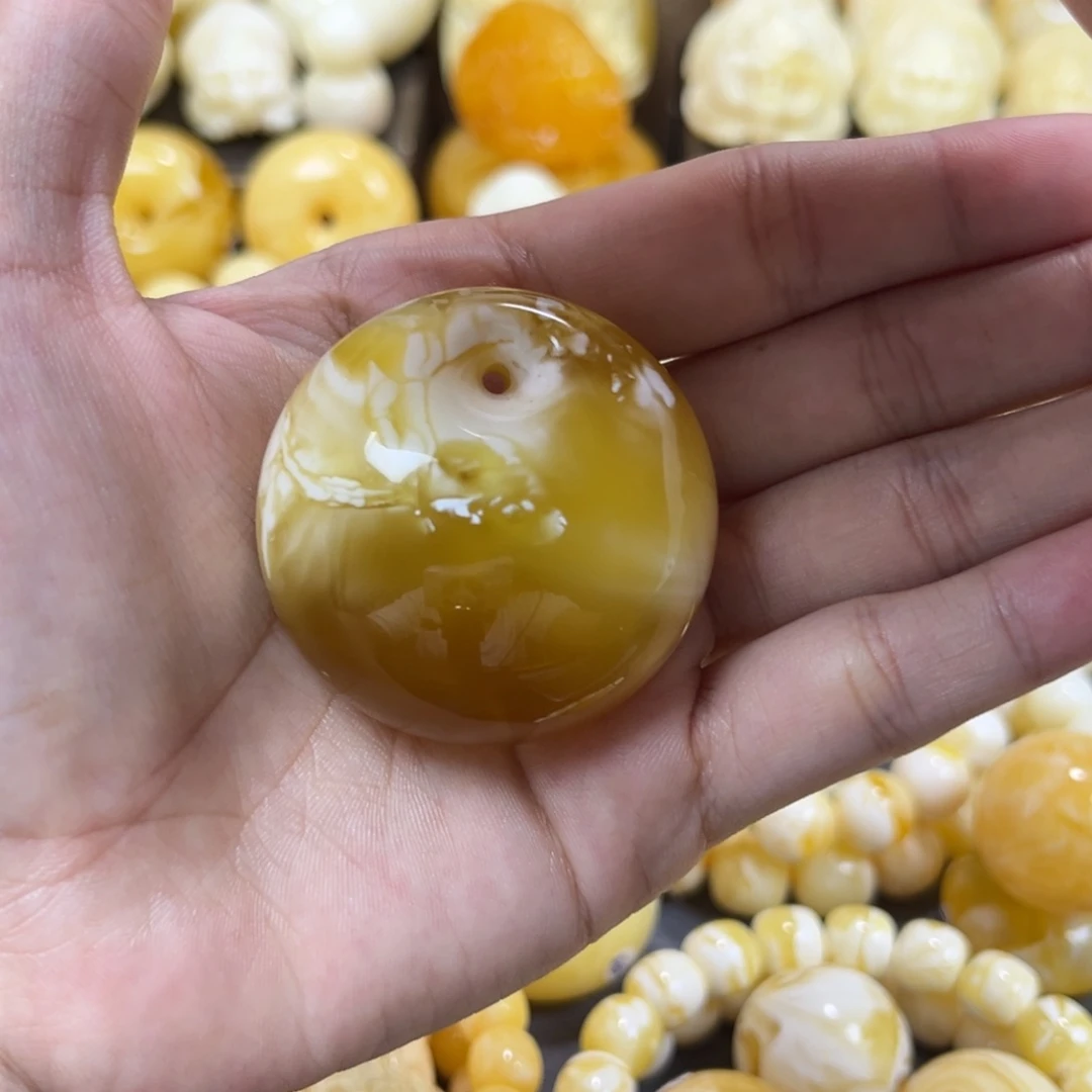 琥珀未镶嵌手串公主扣