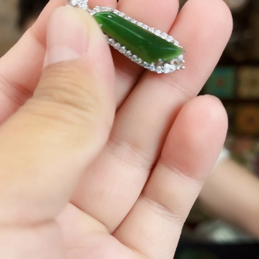 翡翠银S925镶嵌颈饰吊坠