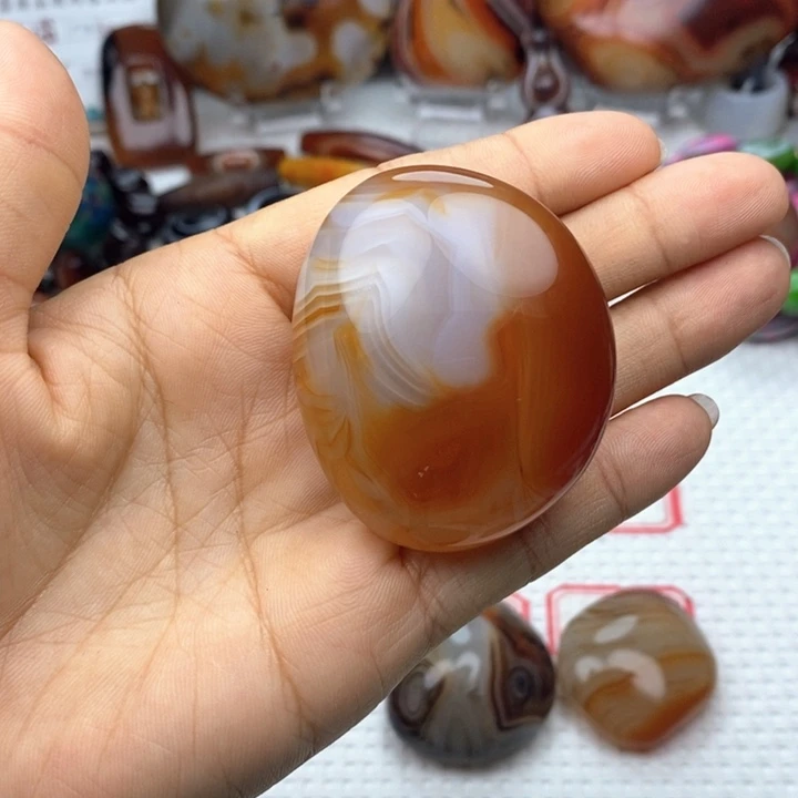 ****千未镶嵌颈饰玛瑙/玉髓