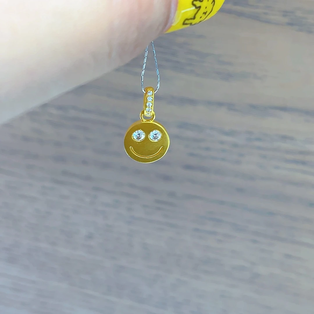 宝裕华黄金足金999 莫桑吊坠 微笑