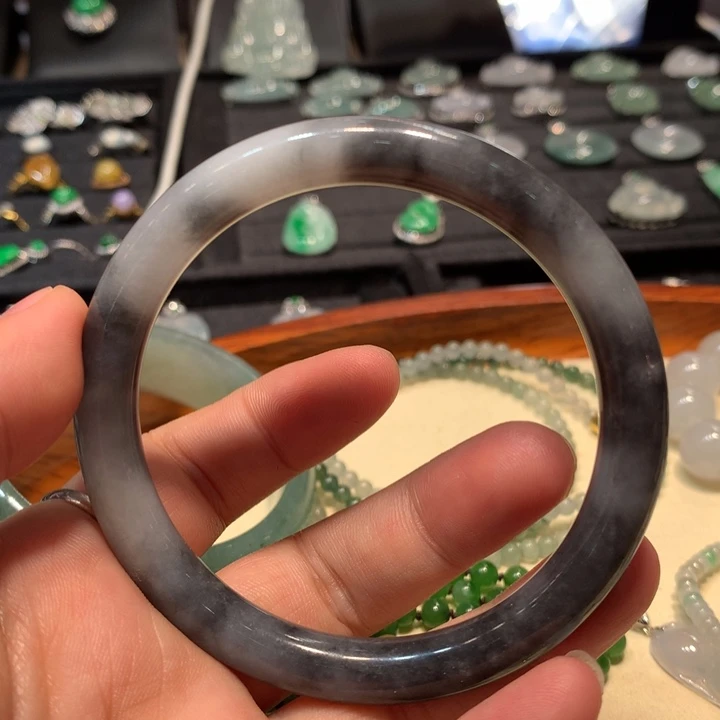 【闪购商品】翡翠手镯未镶嵌翡翠