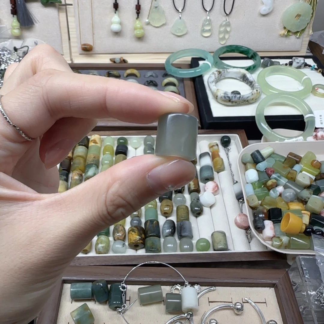 e***r蛇纹石玉未镶嵌岫玉