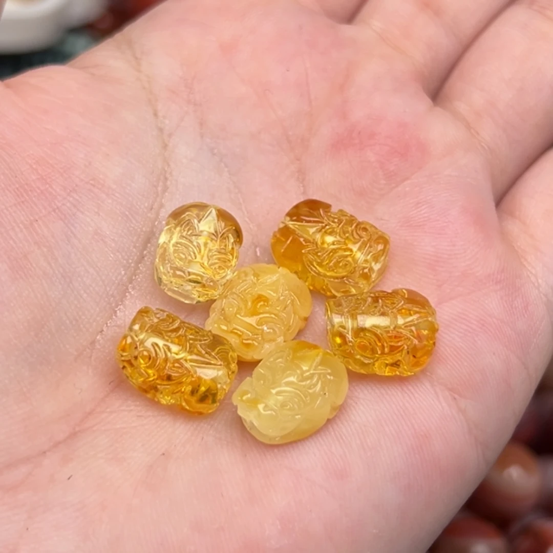 琥珀未镶嵌吊坠(不含链)多样性