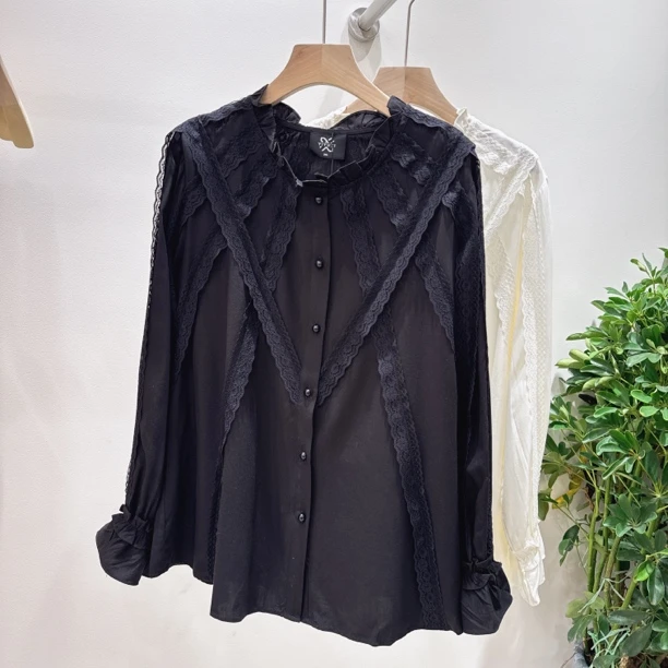 胖mm设计感蕾丝边衬衫