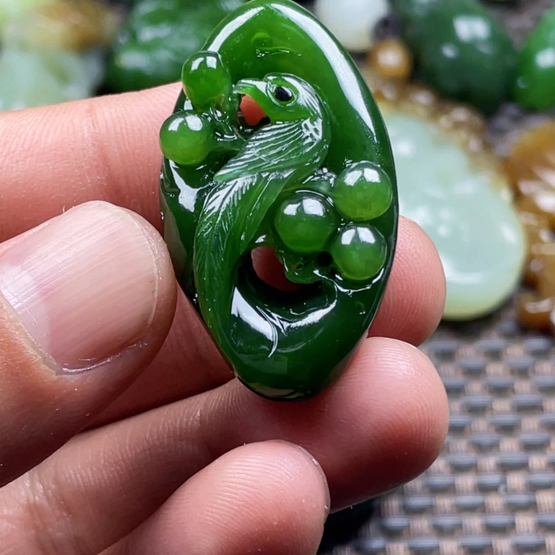 和田玉未镶嵌挂件