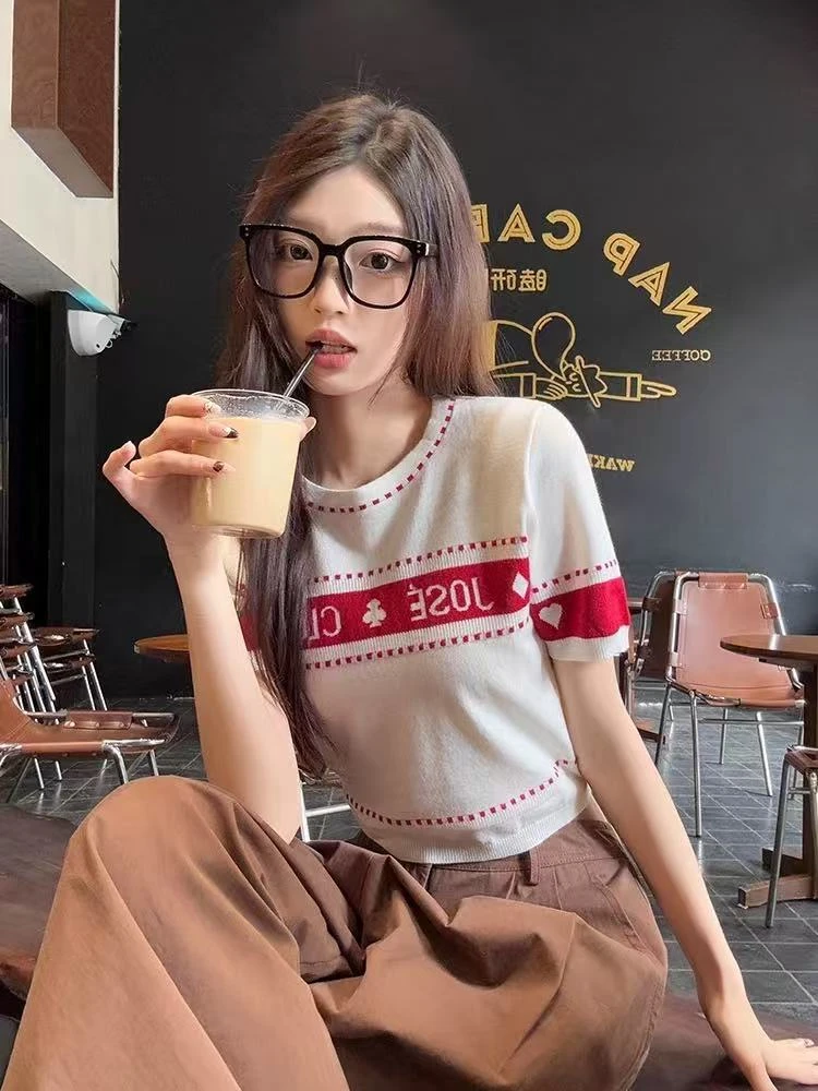 6063-【默认微瑕】美式短款撞色短袖T恤女设计感休闲气质减龄上衣