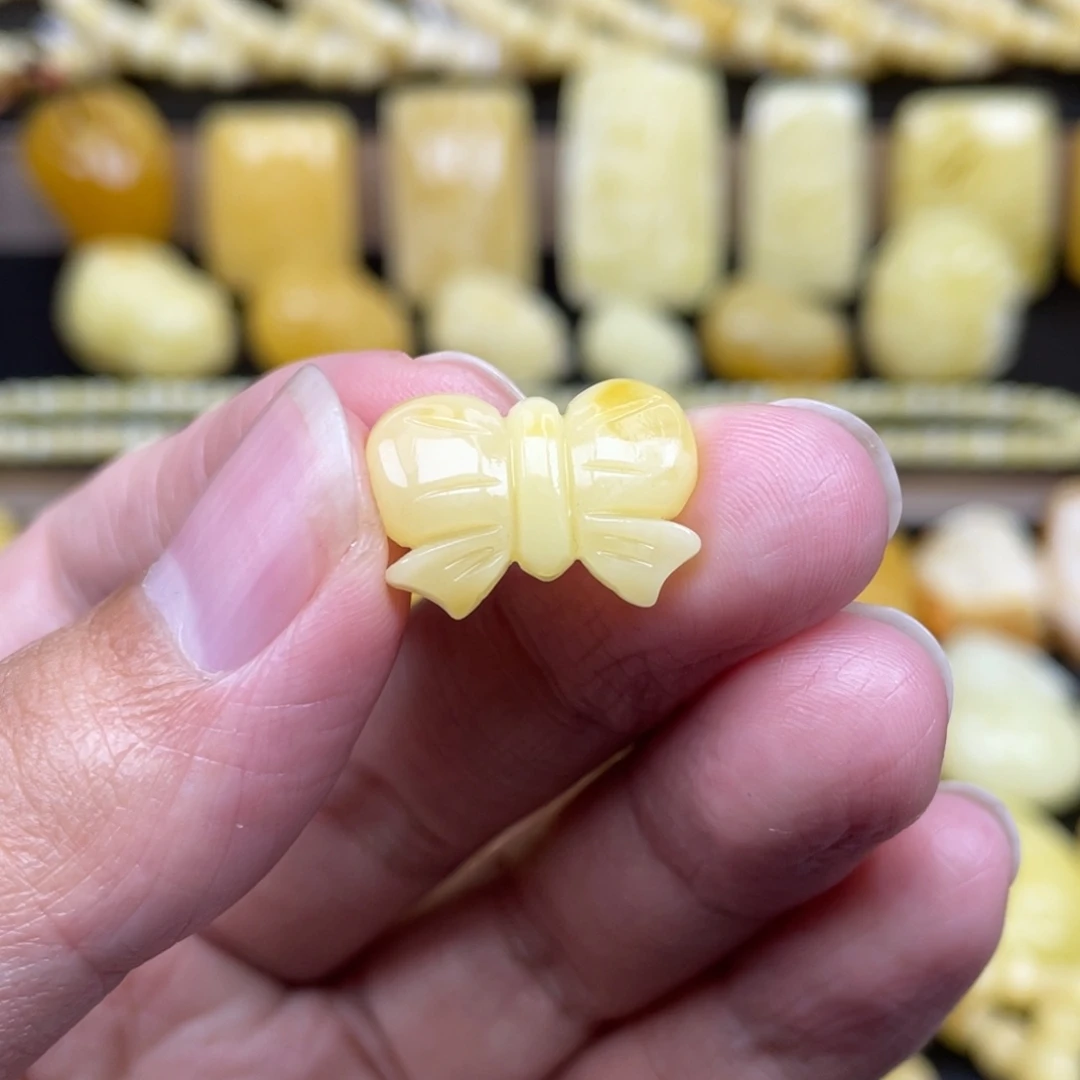 琥珀未镶嵌裸石琥珀蜜蜡