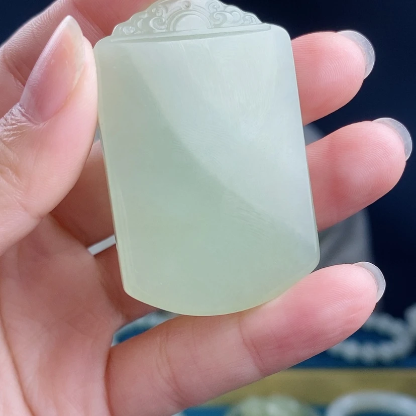 【闪购商品】颈饰未镶嵌和田玉