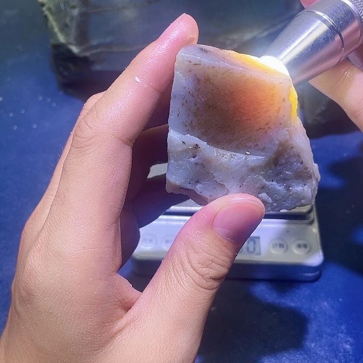 未镶嵌和田玉（糖玉）珠宝半成品