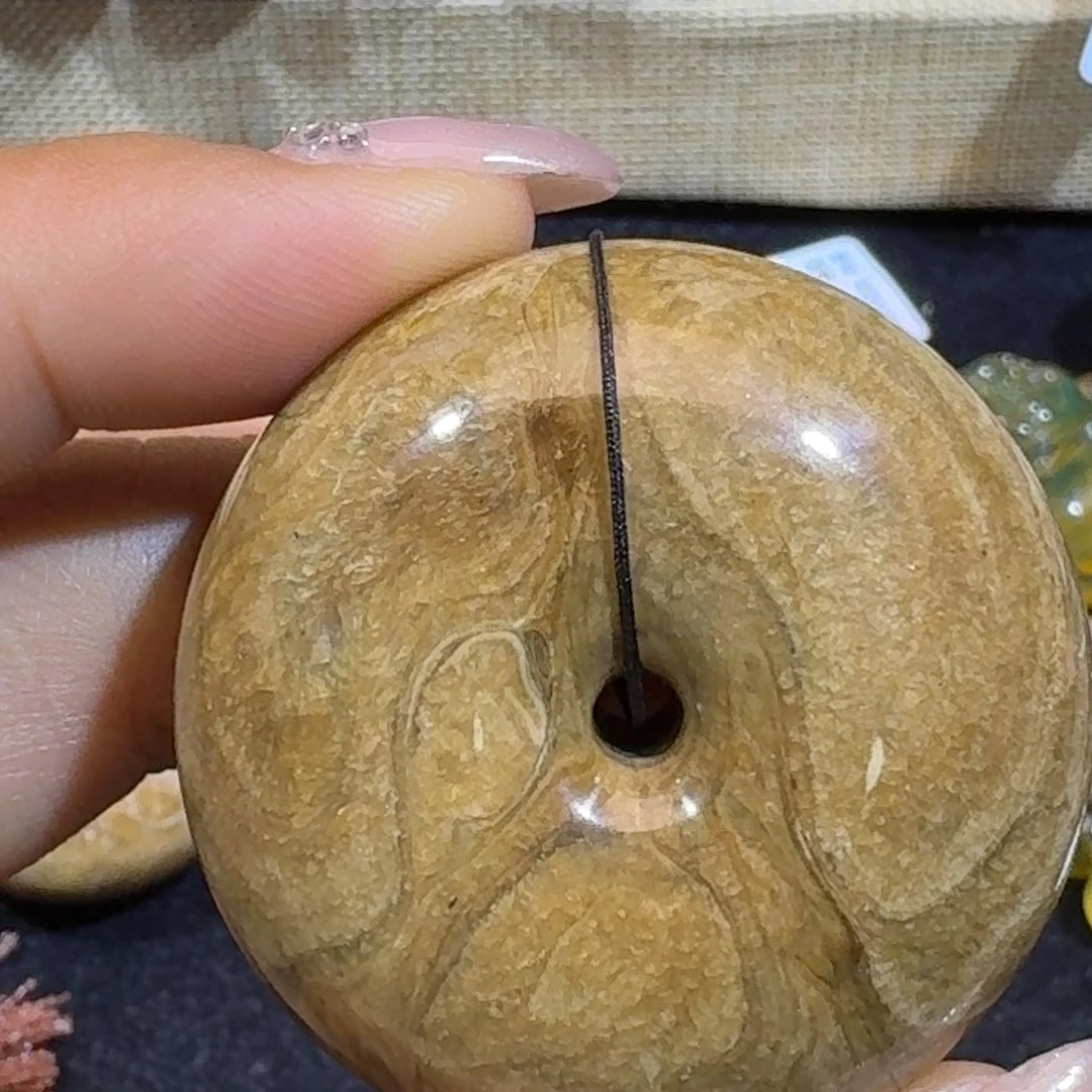 琥珀珠宝奇石未镶嵌根珀扣子