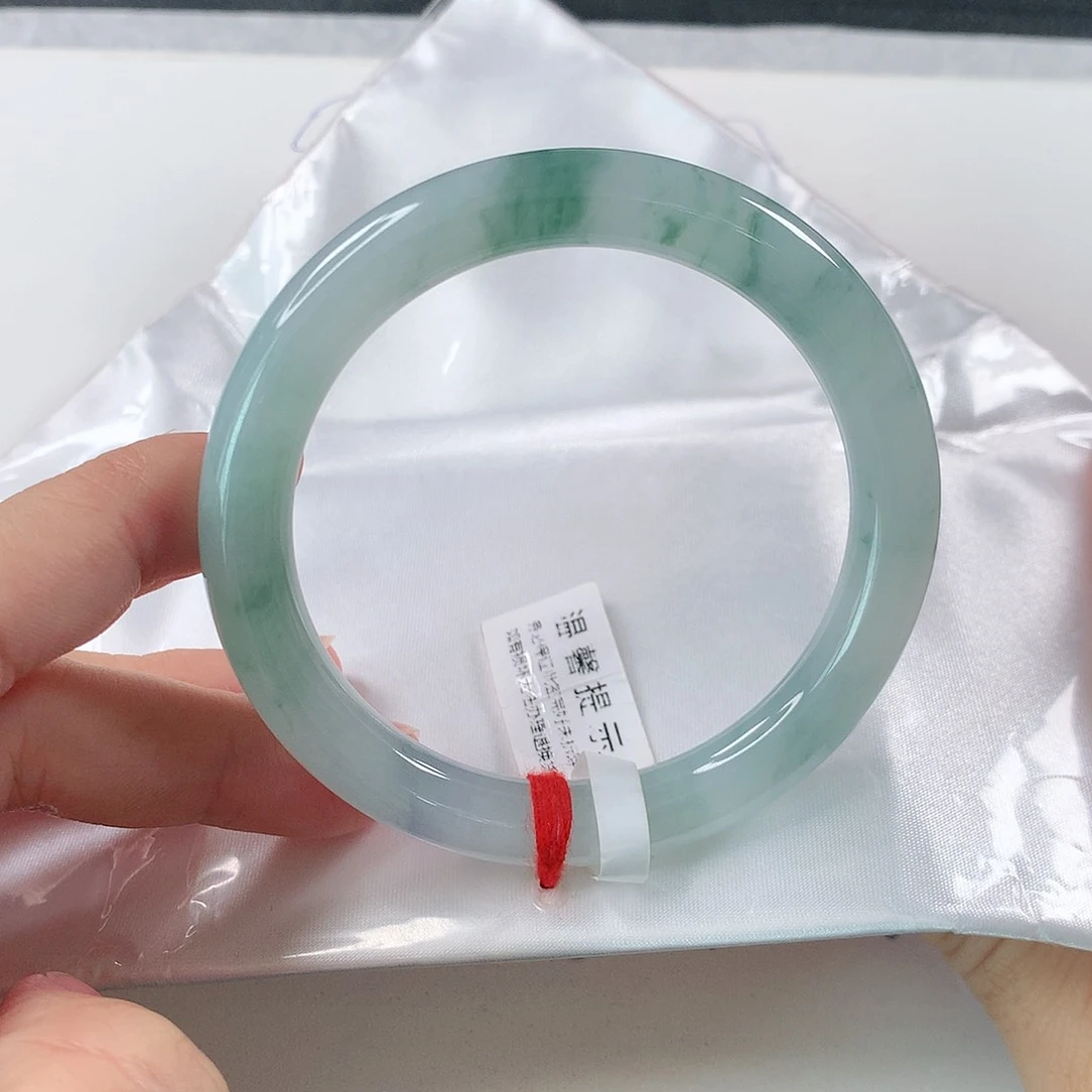 翡翠手镯（圆镯）未镶嵌①⑦③