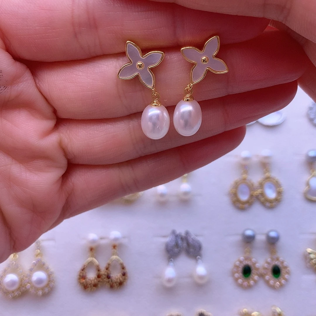 淡水珍珠耳饰合金