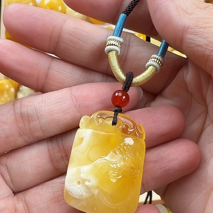 未镶嵌颈饰蜜蜡蜜蜡