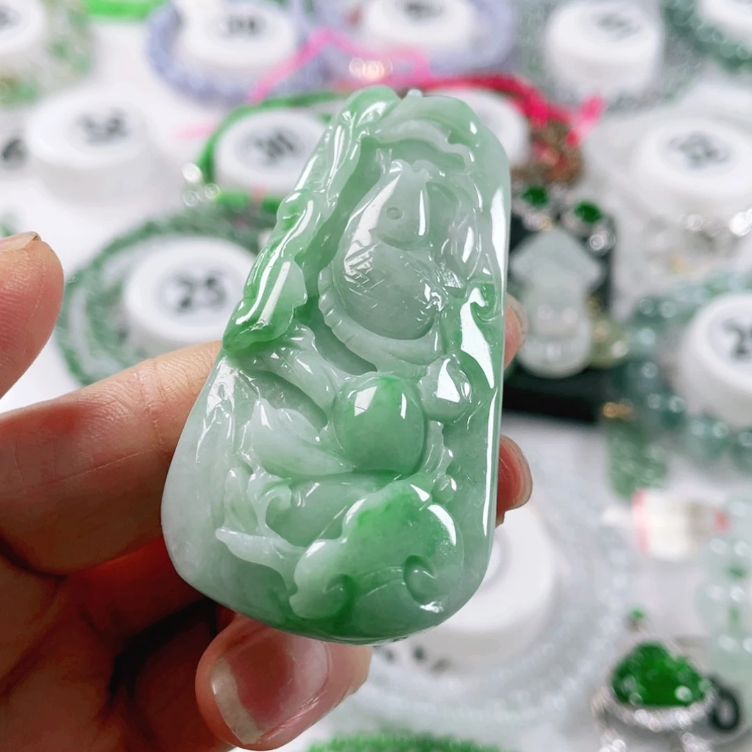 翡翠手链未镶嵌天然翡翠吊坠