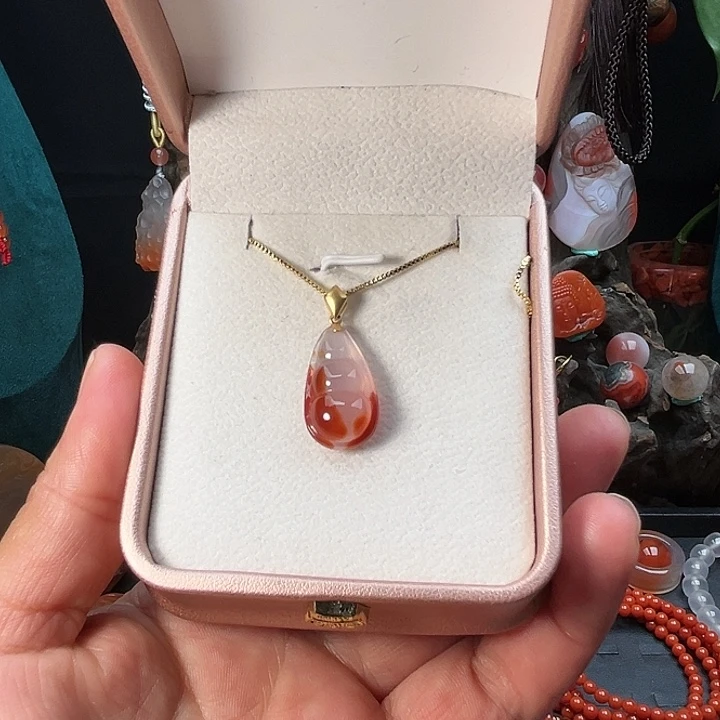 南红玛瑙18K金镶嵌颈饰冰飘福豆