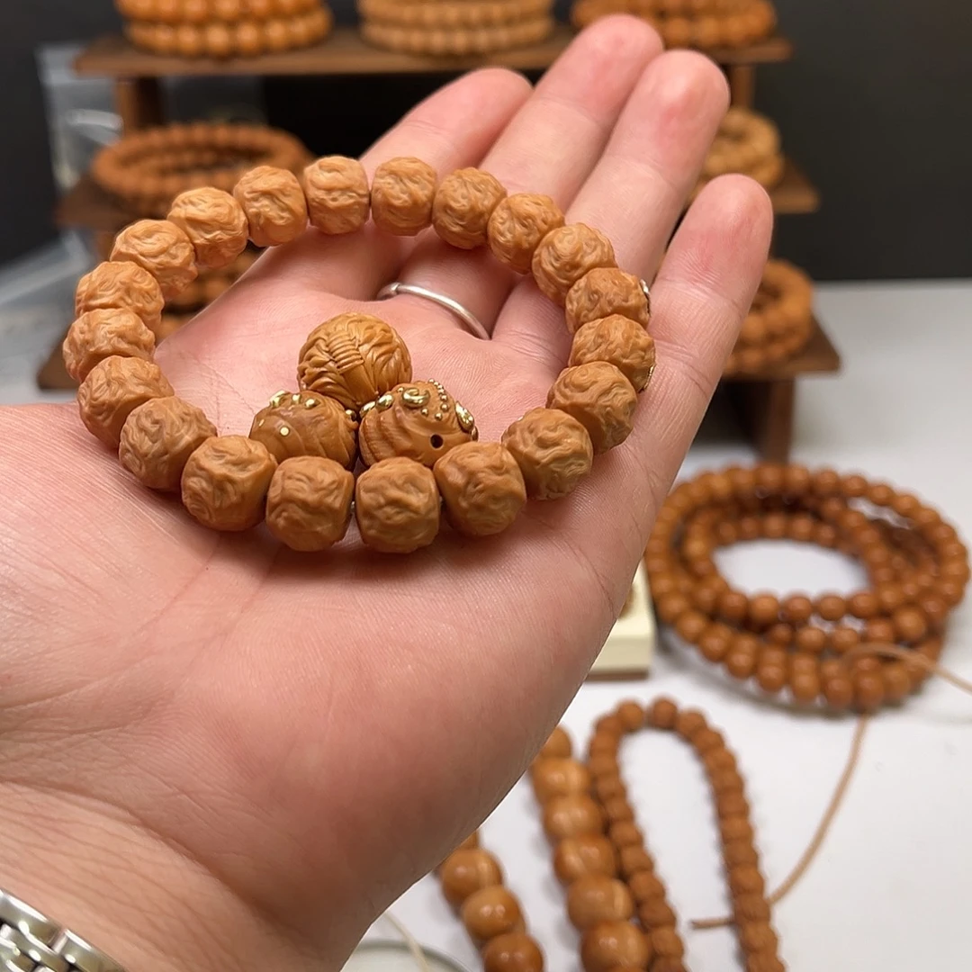 猴头核桃吊坠龙蛇