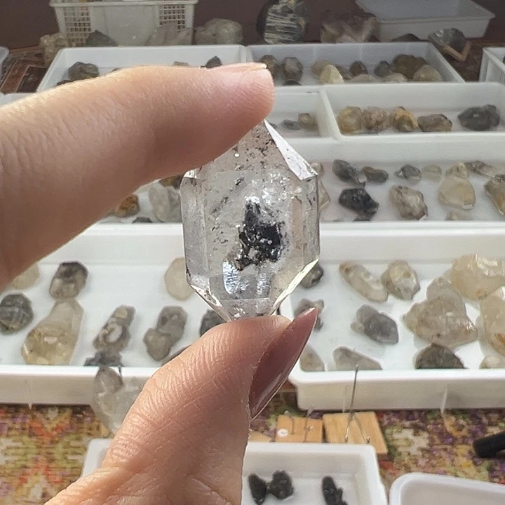 仿水晶磁石闪灵钻L6